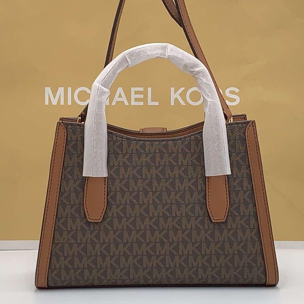 MICHAEL KORS
Gabby Small Top Zip Curve Satchel Crossbody Brown Signature color - Picture 5 of 15